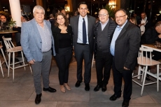 ישיבת הנהלה חגיגית